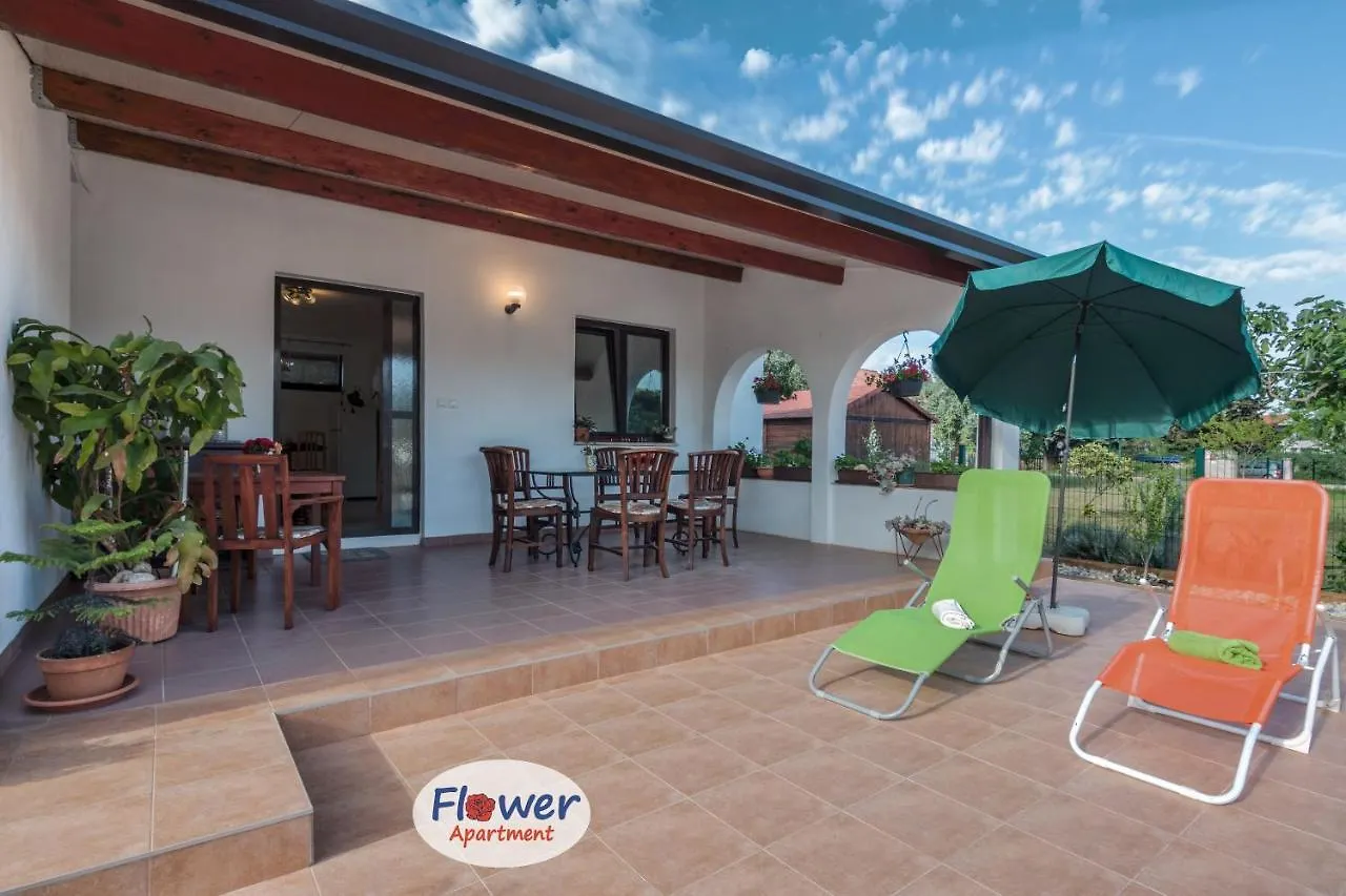 Holiday House Lea Apartman